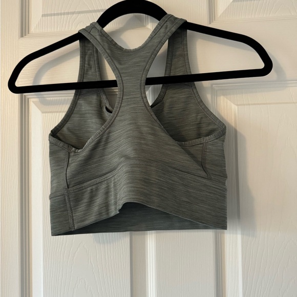 Women’s Nike DriFit Sports Bra - Picture 3 of 3